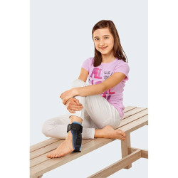 Órtótese de tornozelo para estabilização M.step® Kidz